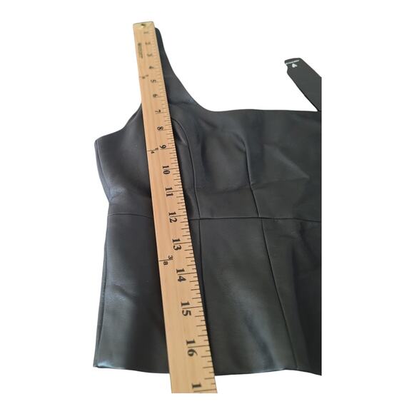 Lulu's Cropped Top Faux Leather Side Zipper Square Neck Black Women's Small NWT - Picture 4 of 9